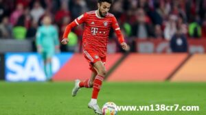Joao Cancelo ghi bàn cho Bayern